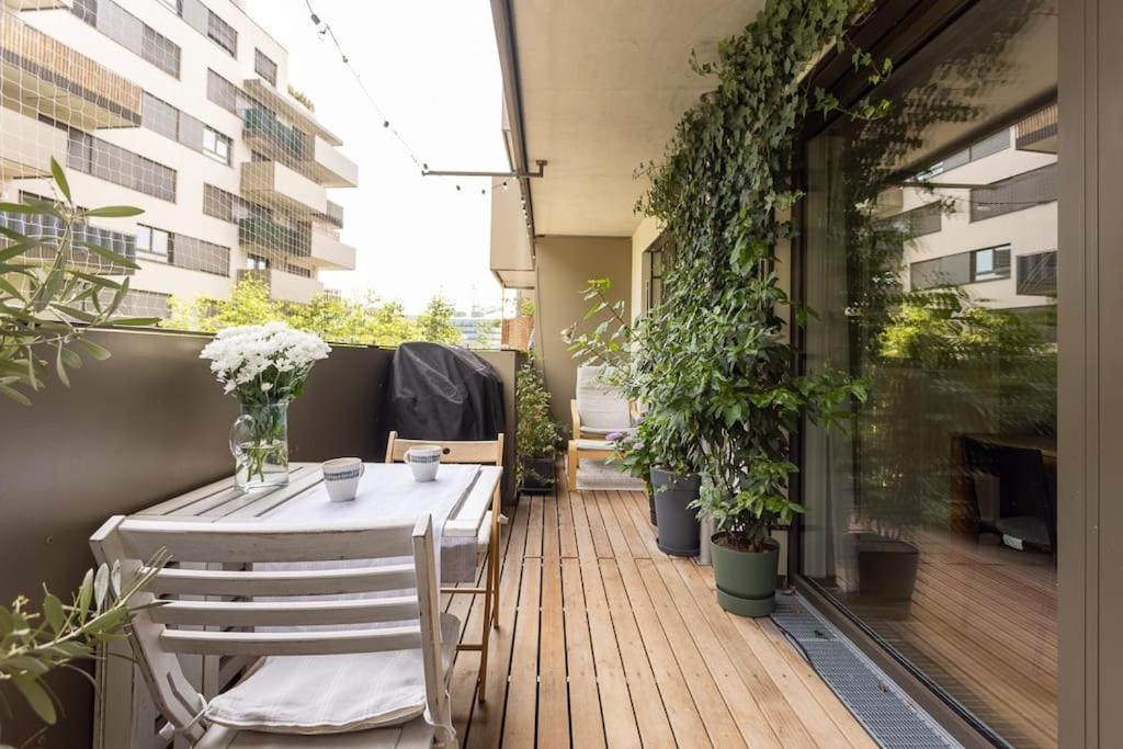 Dream Apartment - Central And Quiet With Ac And Free Parking Garage ウィーン エクステリア 写真